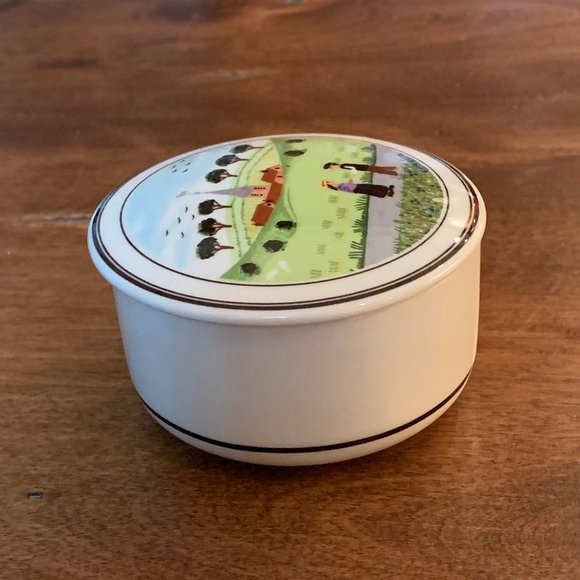 Villeroy & Boch Design Naif 3" Porcelain Round Trinket Box - Picture 5 of 10